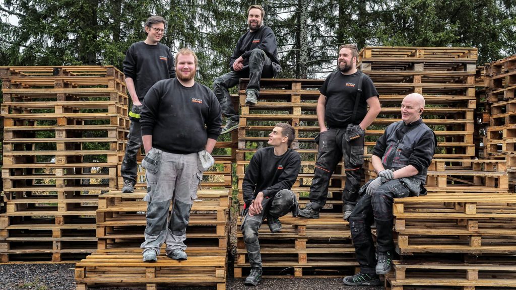 NordicaWoods tuotannon ammattilaiset, kuva koko tiimistä