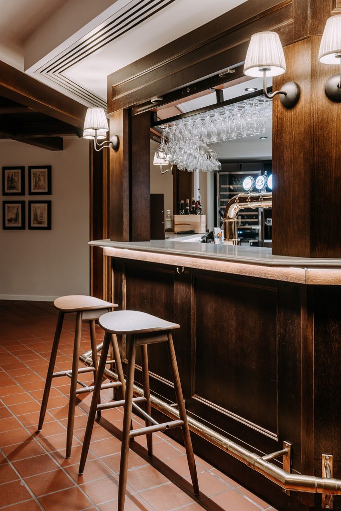 Tämän kuvan alt-attribuutti on tyhjä; Tiedoston nimi on NordicaWoods-Tammikellari-Naantali-20-of-27-683x1024.jpg